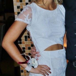 white lace dress w open back